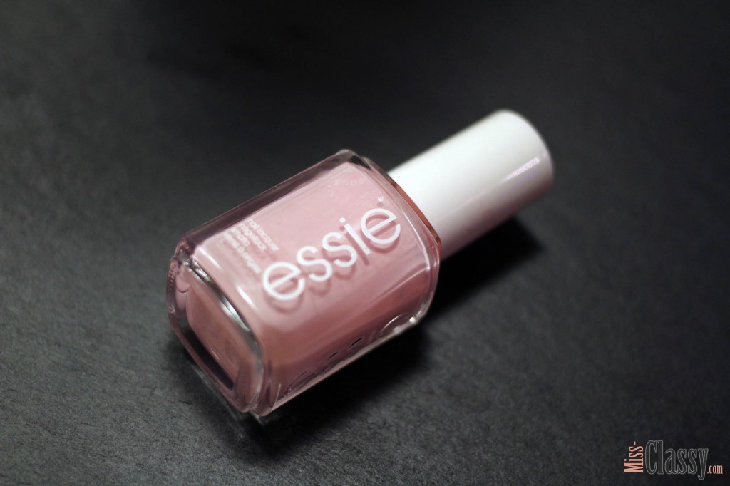 Essie Nagellack 'Romper Room' – 14 Ml, Goldschimmerndes Rosé, Mit Innovativer Gel-Textur Und Breitem Pinsel
