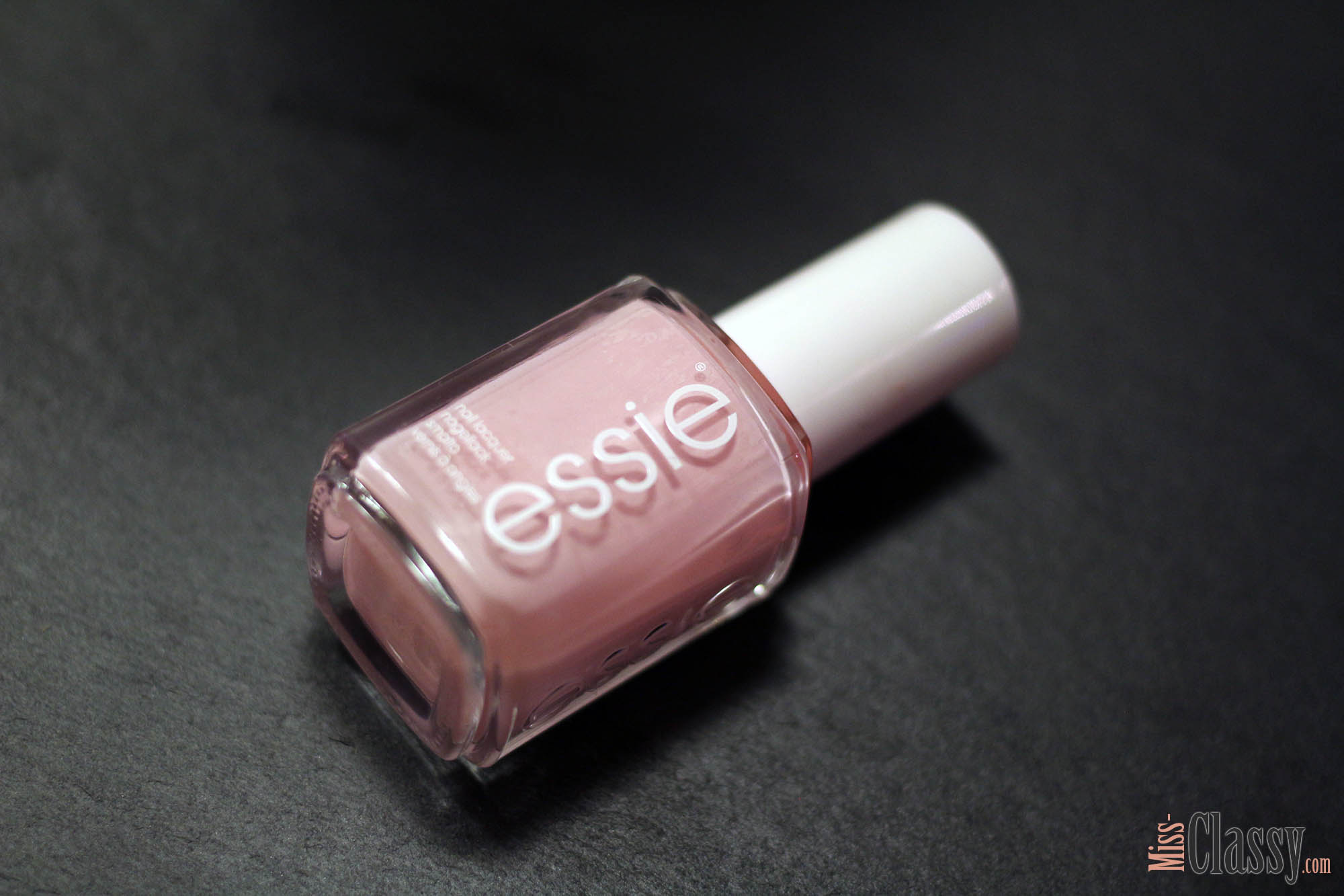 Nagellack romper room von Essie