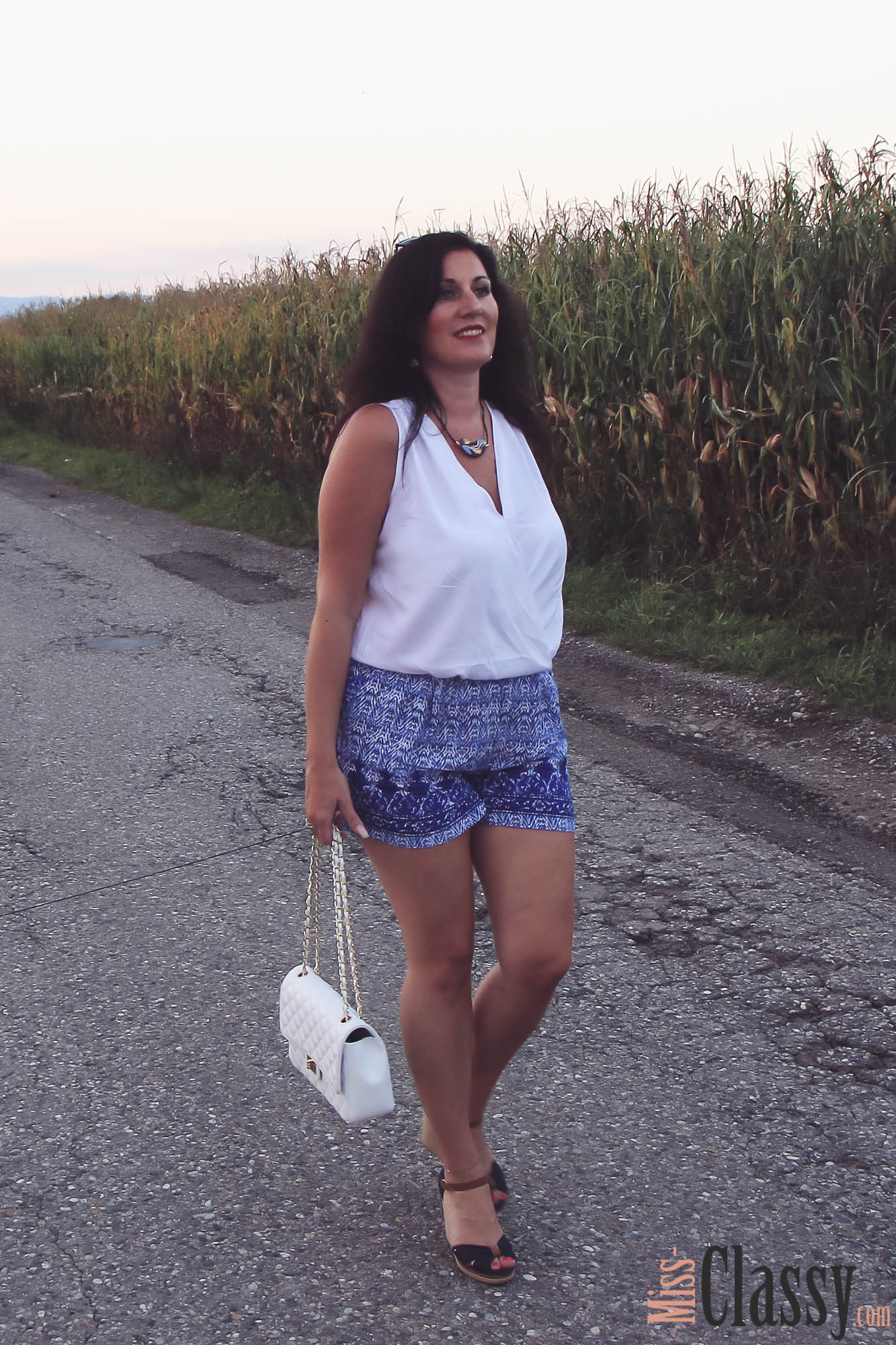 OUTFIT: Blau-weisser Jumpsuit - Romper - Wedges - Tommy Hilfiger