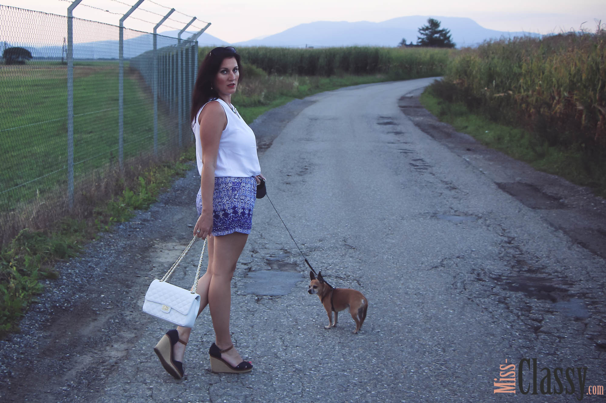 OUTFIT: Blau-weisser Jumpsuit - Romper - Wedges - Tommy Hilfiger