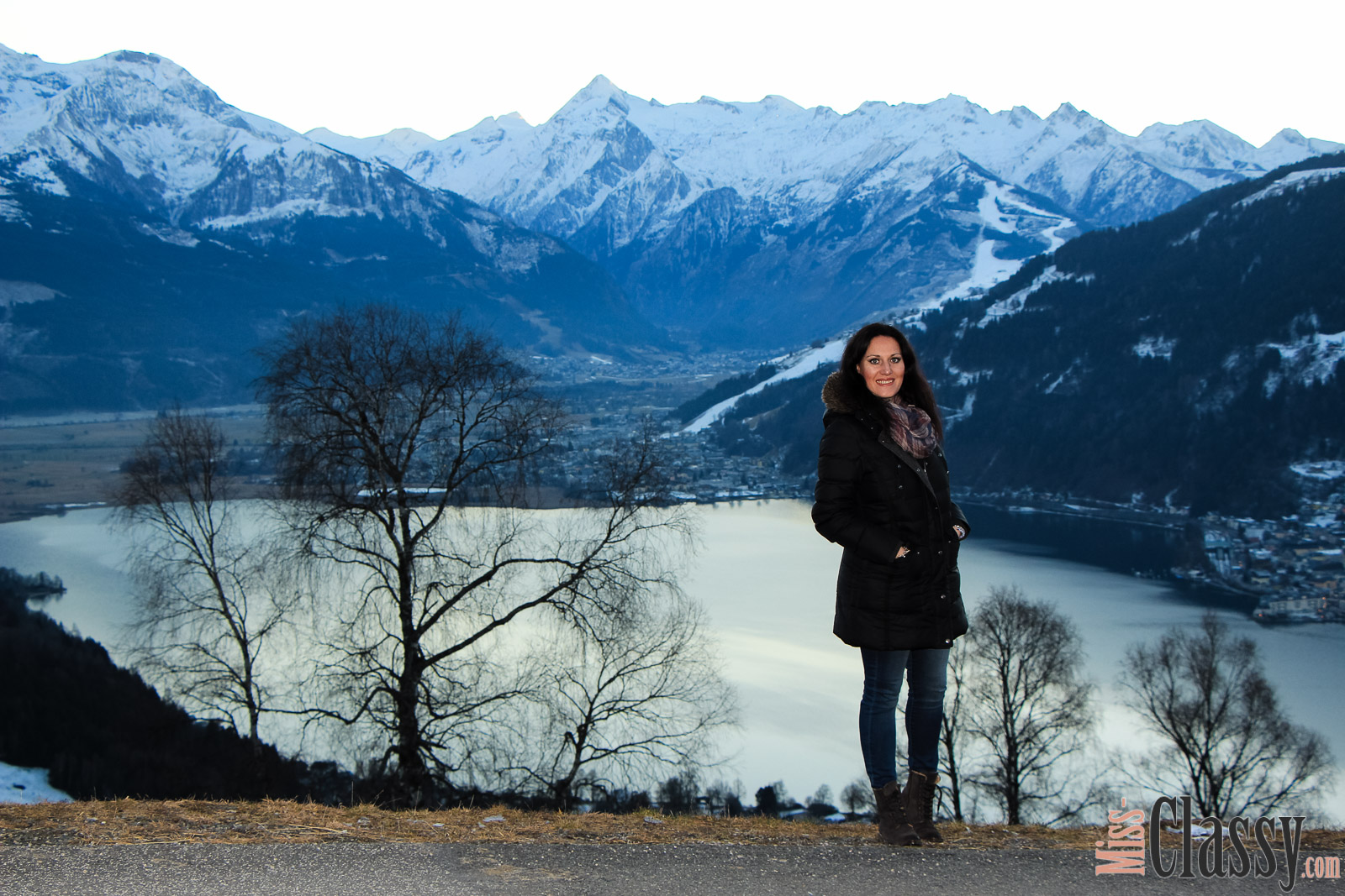 OUTFIT Winterjacke und Boots von Marco Polo, Miss Classy, missclassy, Winteroutfit, Fashionblog, Fashionblogger, Austria, Österreich, Graz, Zell am See, Thumersbach, Mitterberg, Zeller See, Liebe, Love, Mister Classy, Bilderrahmen