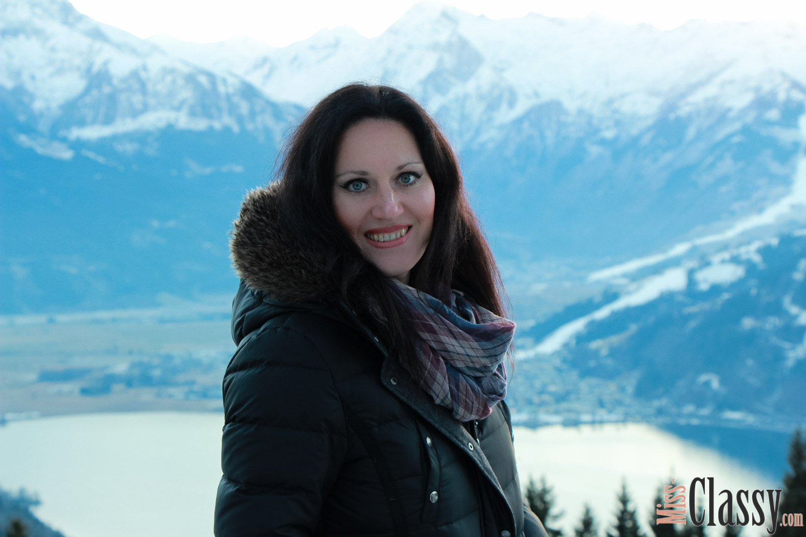 OUTFIT Winterjacke und Boots von Marco Polo, Miss Classy, missclassy, Winteroutfit, Fashionblog, Fashionblogger, Austria, Österreich, Graz, Zell am See, Thumersbach, Mitterberg, Zeller See, Liebe, Love, Mister Classy, Bilderrahmen