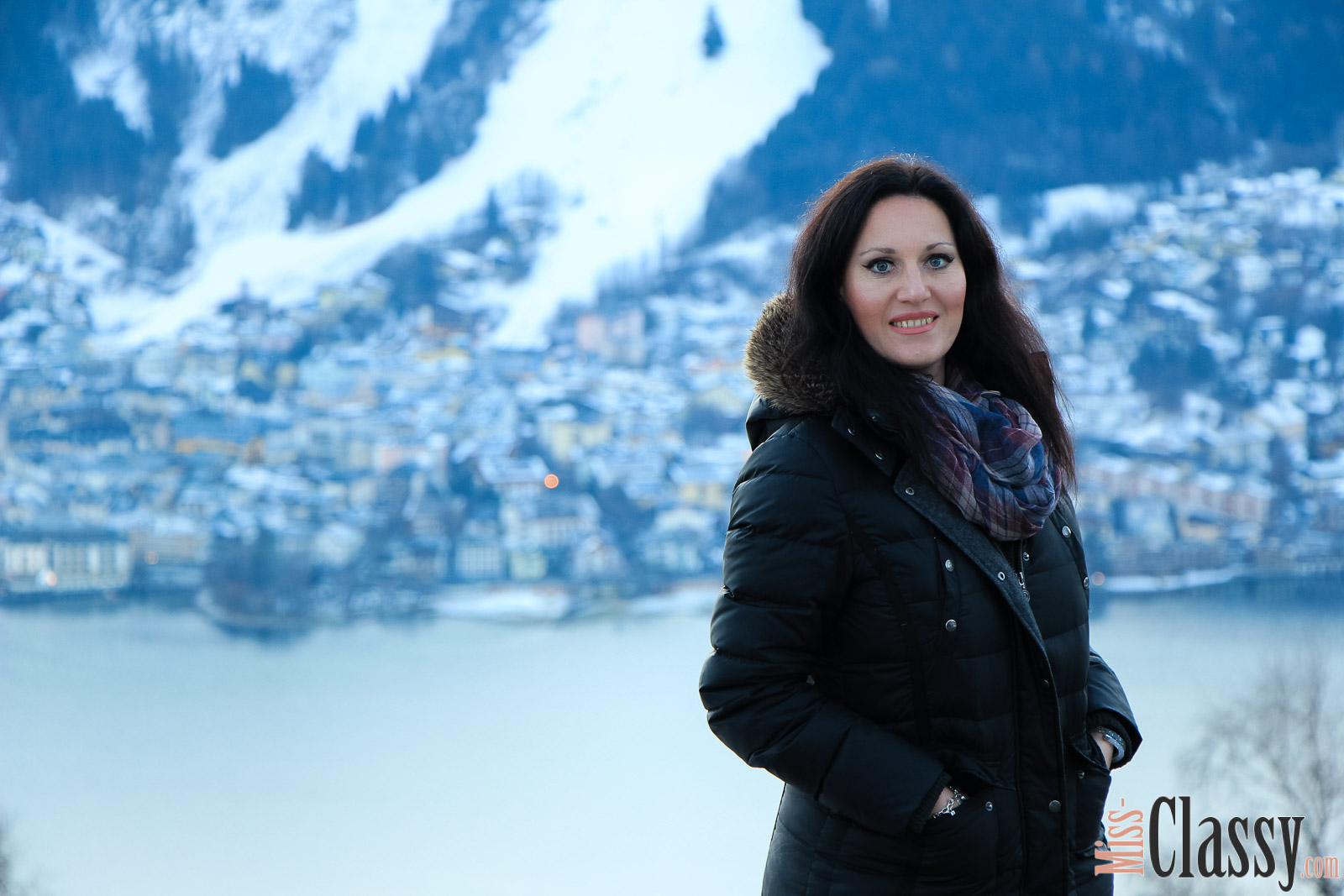 OUTFIT Winterjacke und Boots von Marco Polo, Miss Classy, missclassy, Winteroutfit, Fashionblog, Fashionblogger, Austria, Österreich, Graz, Zell am See, Thumersbach, Mitterberg, Zeller See, Liebe, Love, Mister Classy, Bilderrahmen