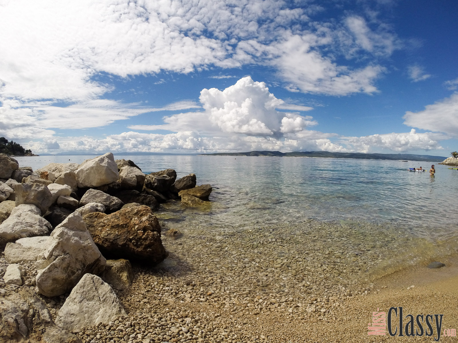 TRAVEL Strandurlaub in Brela - die Perle an der Makarska Riviera, Miss Classy, miss-classy.com, Lifestyleblog, Lifestyleblogger, Lifestyleblog Graz, Travelblog, Travelblogger, Graz, Steiermark, Österreich, classy, beclassy, Reise, Travel, Wanderlust, Wayfarer, Kroatien, Croatia, Brela, Makarska, Makarska Riviera, Strand, kristallklares Wasser, Beach Life