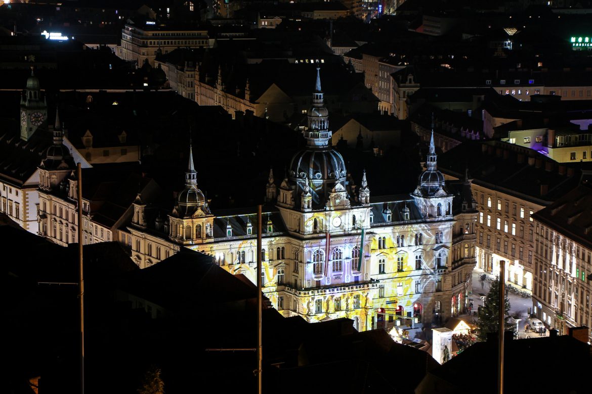 LIFESTYLE Adventszeit in Graz - Weihnachtsmärkte, Miss Classy, Lifestyle Blog Graz, classy, Christkindlmarkt, Weihnachtsmarkt, Graz, Glühwein, Punsch, Advent in Graz, Rathaus Graz, Hauptplatz