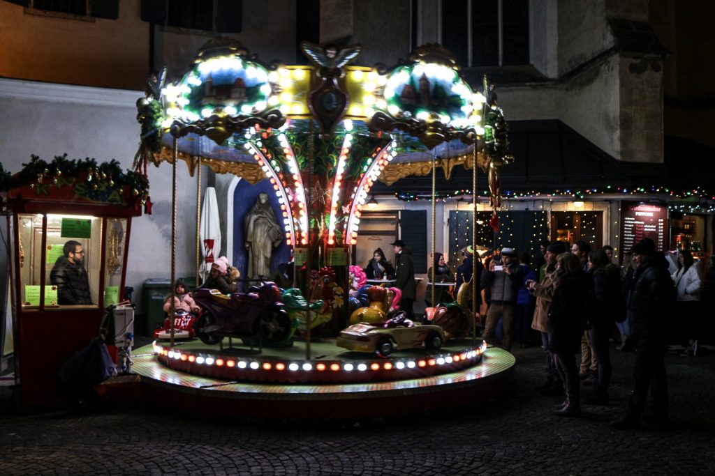 LIFESTYLE Adventszeit in Graz - Weihnachtsmärkte, Miss Classy, Lifestyle Blog Graz, classy, Christkindlmarkt, Weihnachtsmarkt, Graz, Glühwein, Punsch, Advent in Graz, Weihnachtsmarkt am Franziskanerplatz