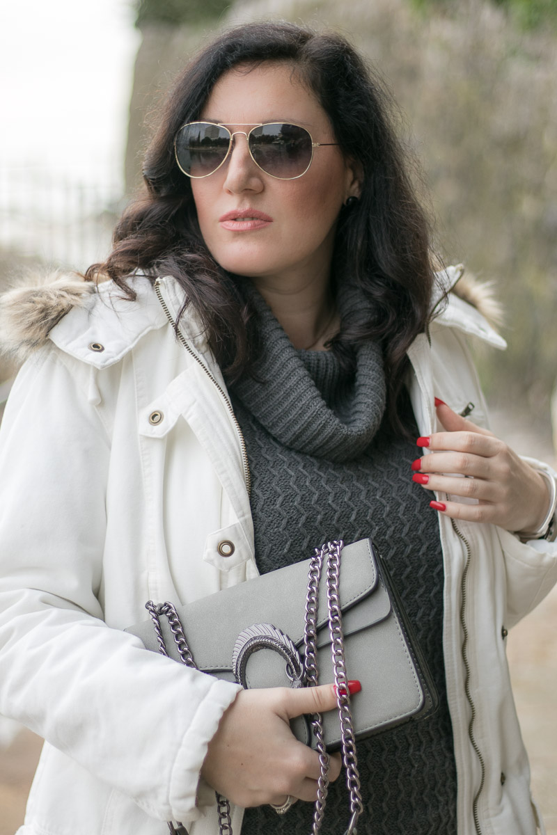 Weißen Parka kombinieren - Mein Winter Outfit mit Lederleggings und Marc O'Polo Boots, Outfit weißer Parka, Lederleggings kombinieren, Lederleggings im Winter tragen, Fashion Blog, Mode Blog, Blogger Graz, Fashion Blog Graz, Miss Classy, Handtasche von SassyClassy