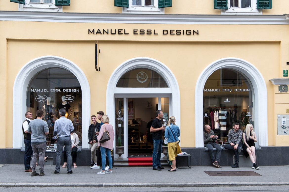 Manuel Essl Design – Neue Kollektion LOOK INTO SPACE, Fashiondesigner, Fashion Blog Blogger Graz Miss Classy Manuel Essl Design - Neue Kollektion LOOK INTO SPACE, Fashiondesigner, MED, Designed in Graz, Made in Graz, Fashion Blog, Blogger Graz, Blog Graz, Miss Classy