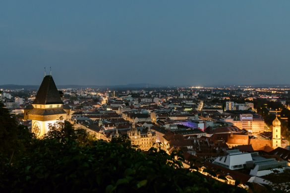 Biergarten Schlossberg, Über den Dächern von Graz - Lokale mit den schönsten Ausblicken über die Genusshauptstadt, Miss Classy, Lifestyle Blog Graz, Graz, Steiermark