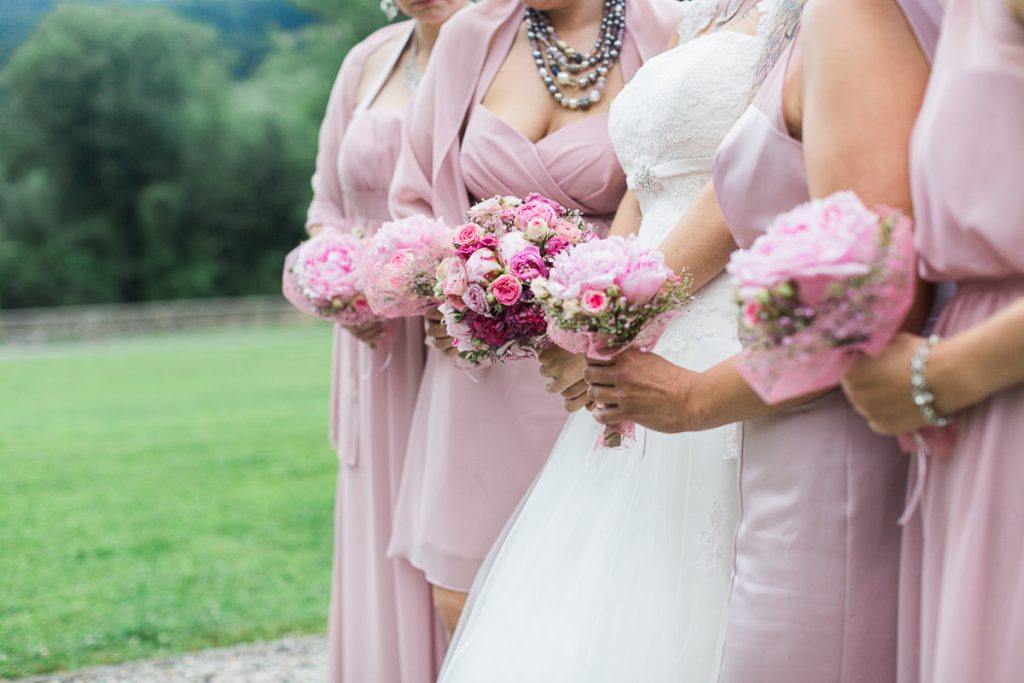 Love is in the air - Brautjungfernkleid in Marineblau // Hochzeit, Süße Brautjungfernkleider, www.miss-classy.com #hochzeit #wedding #brautjungfern