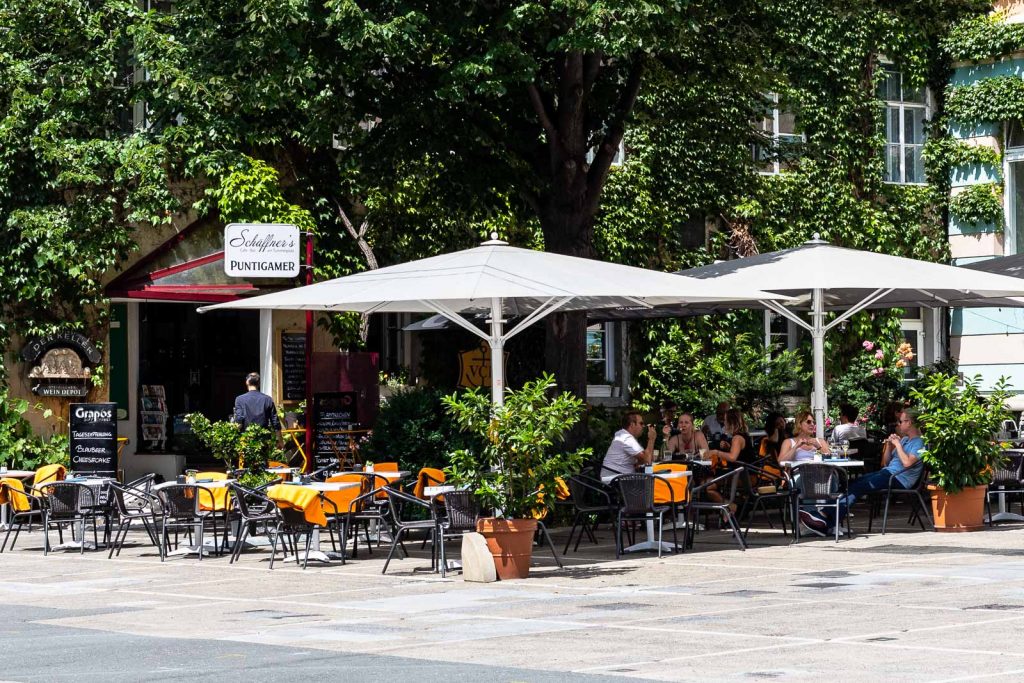 Gastgarten, Frühstück im Schäffners am Tummelplatz in Graz