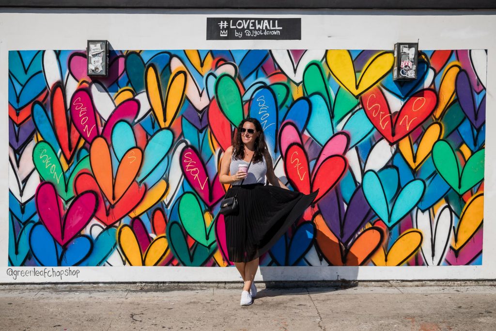 Love Wall am Abbot Kinney Boulevard in Venice, Coole Instagram Spots und Foto Spots in Los Angeles, Insta La La Land // Reiseblog, Travelblog, Miss Classy, www.miss-classy.com #instagram #losangeles #fotospots #missclassy